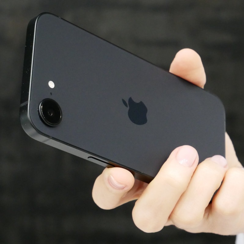 Почему в iPhone 16e нет MagSafe и как его можно добавить