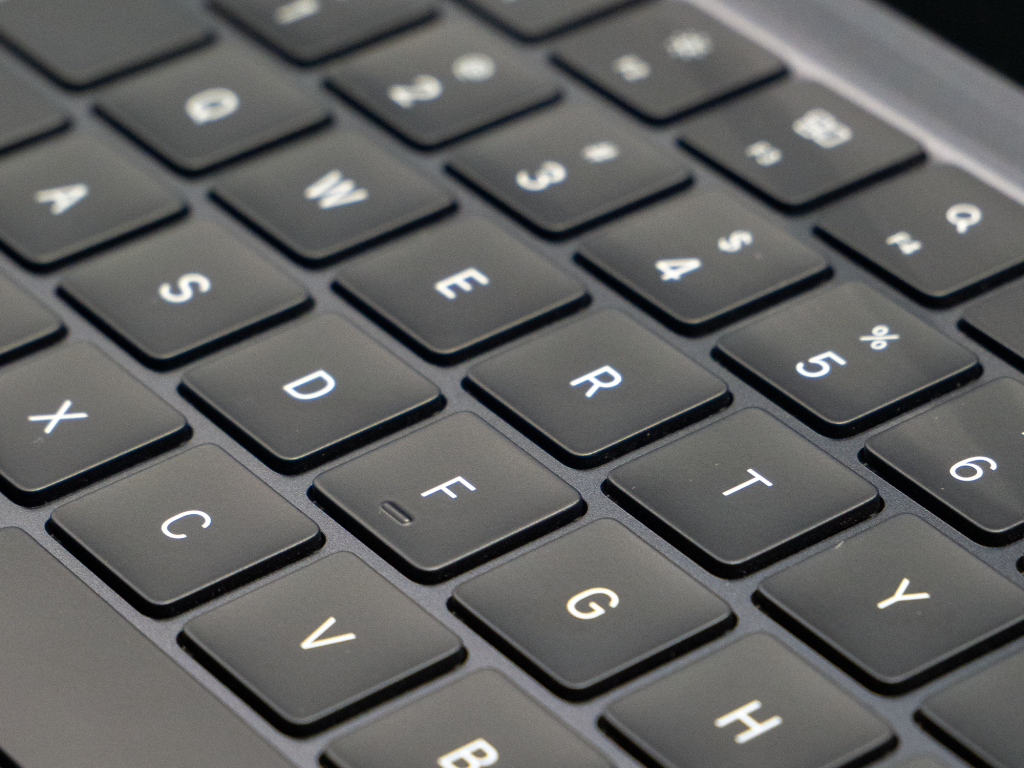 Нет русских клавиш на MacBook Нет русских клавиш на MacBook