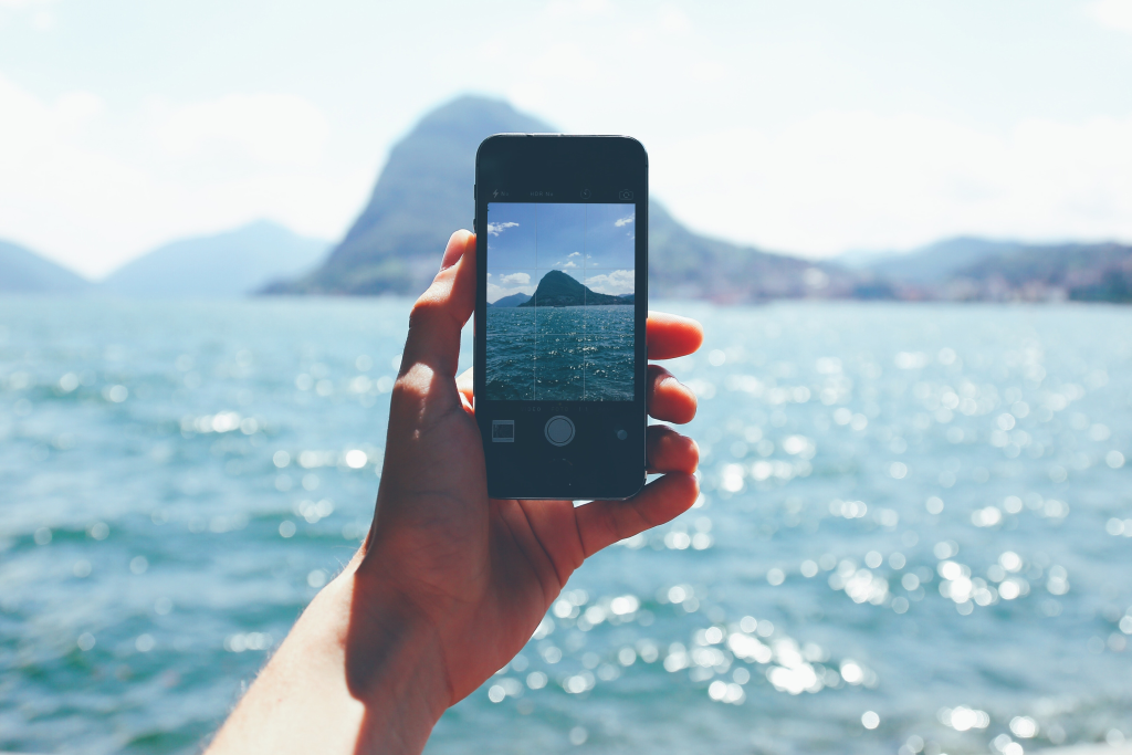 beach-camera-cellphone-861099 1.png beach-camera-cellphone-861099 1.png