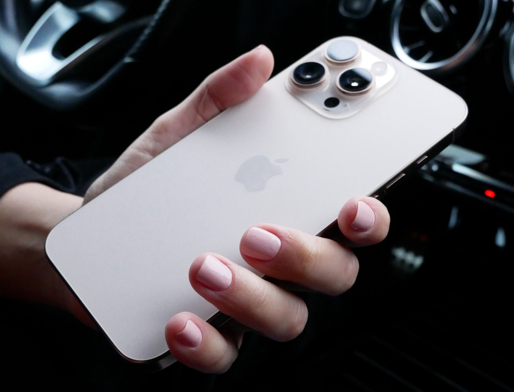 iPhone 16 Pro Max.JPG